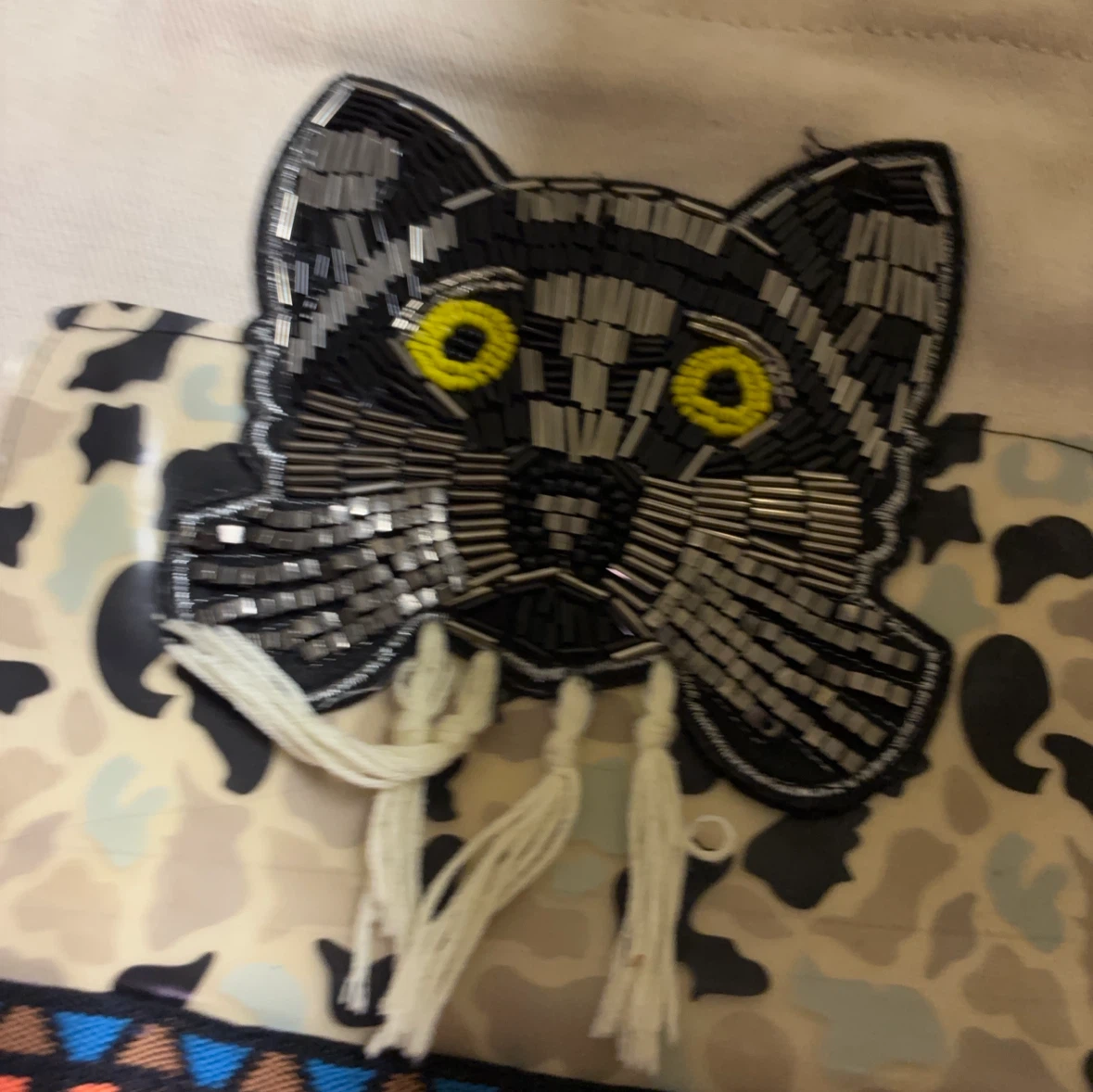 猫モチーフ刺繍 キャンバストートバッグの写真2枚目