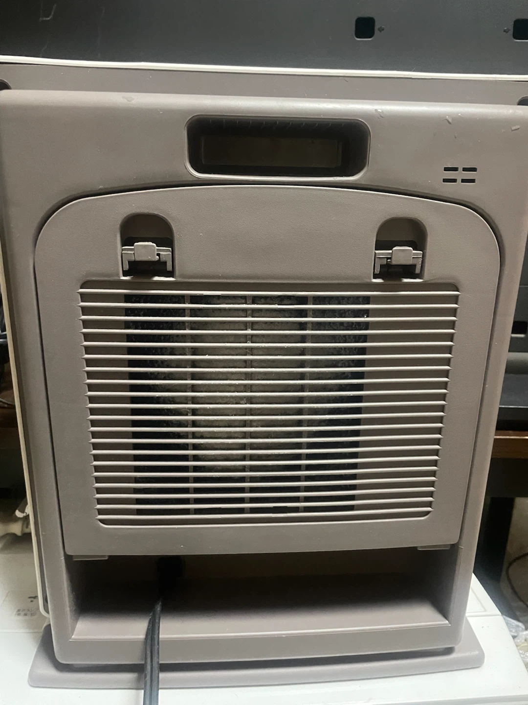 電気ファンヒーターの写真3枚目