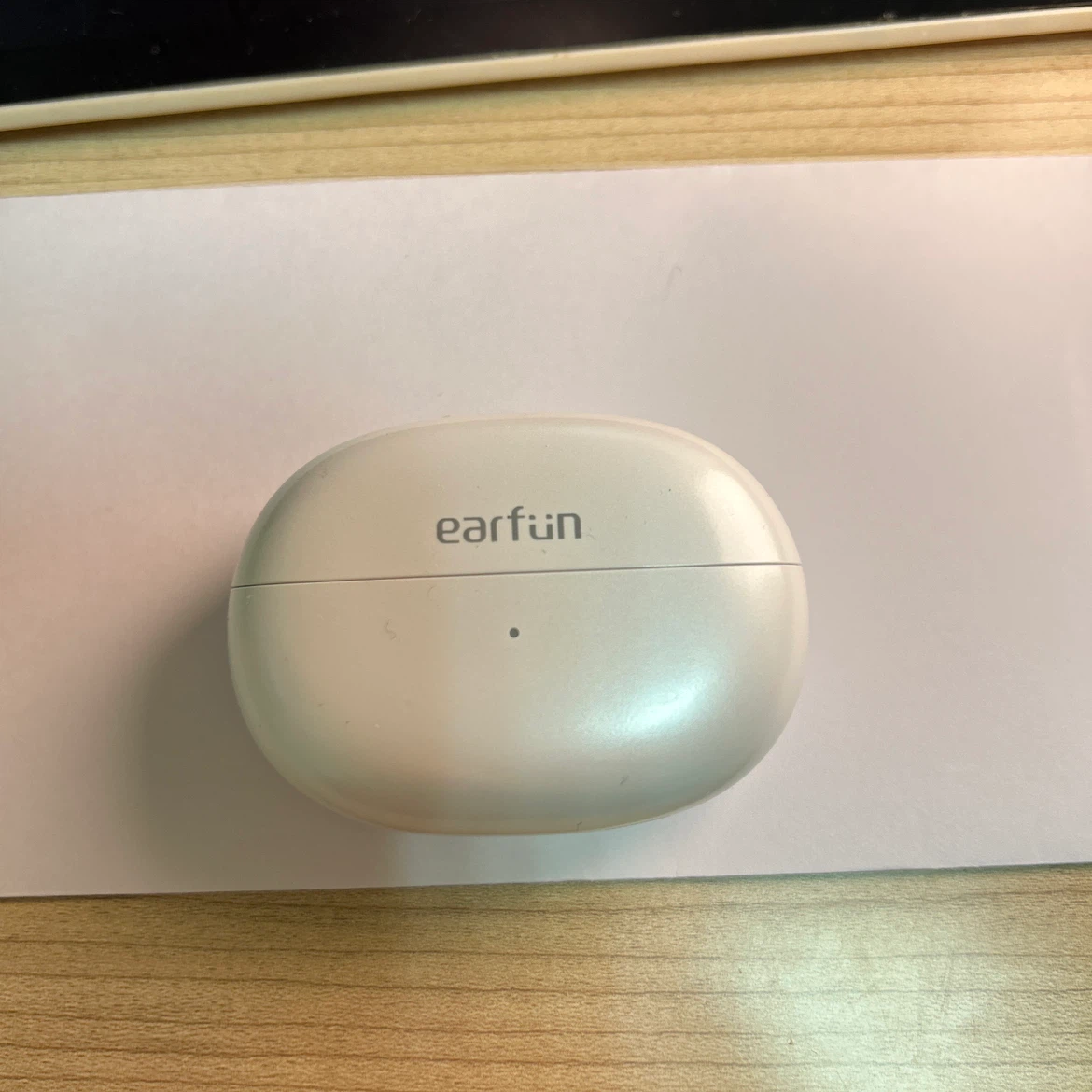 イヤーファン オープンイヤー型イヤホン ホワイト