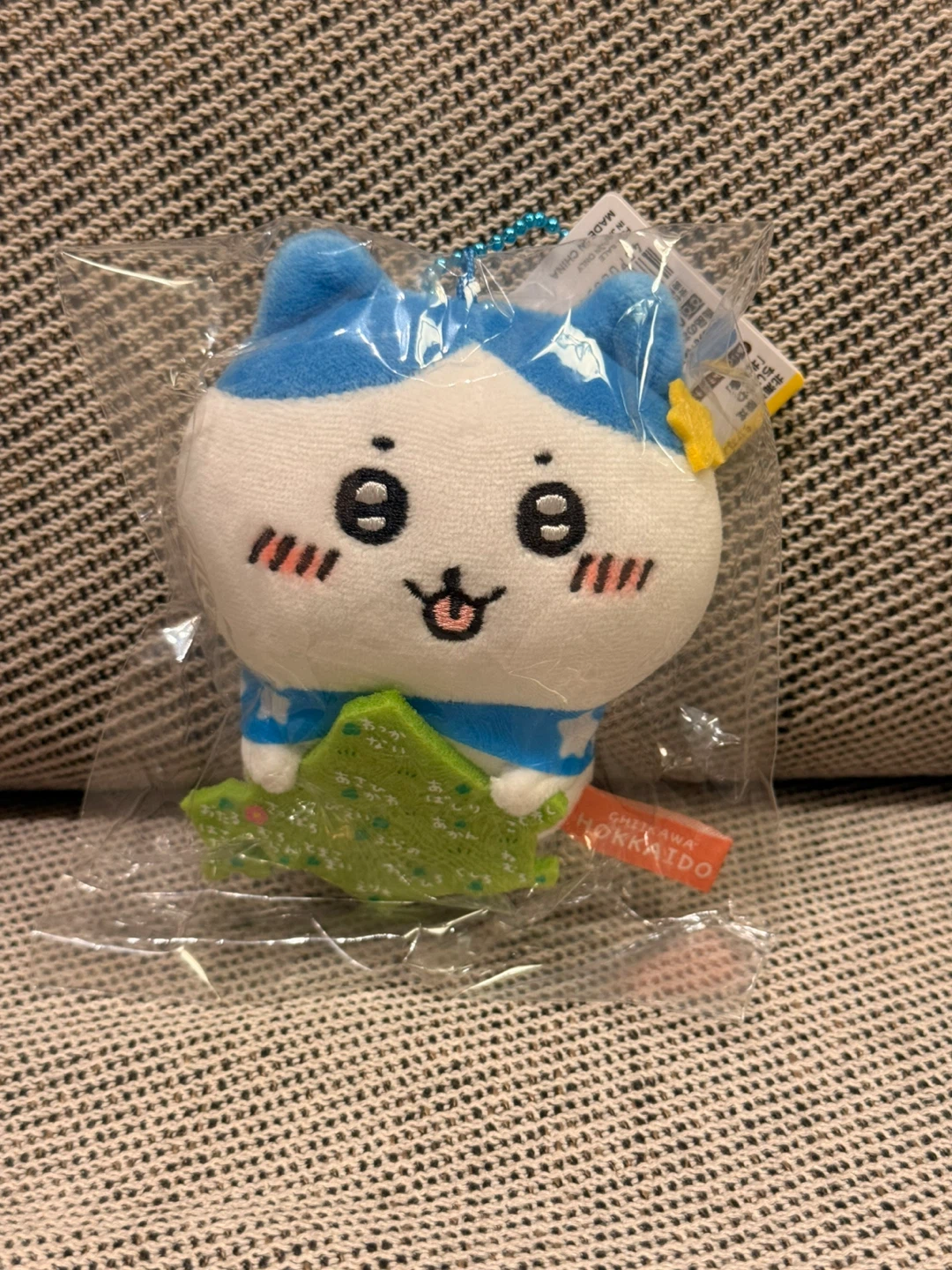 ちいかわ 北海道限定 ハチワレ ぬいぐるみバッジ