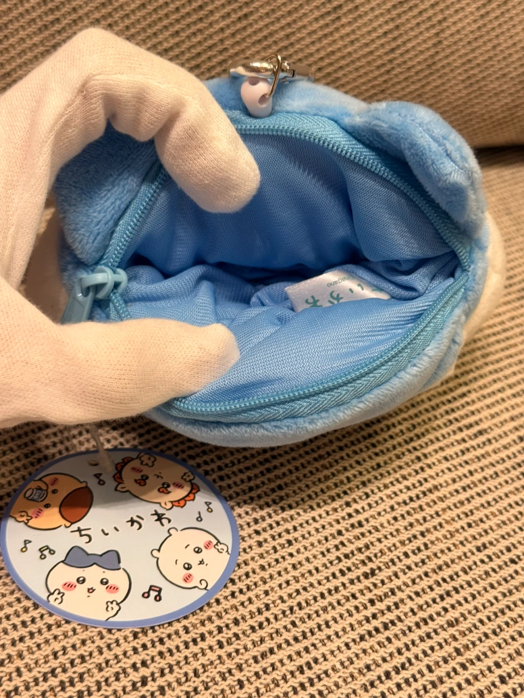 ちいかわ ぬいぐるみパスケースポーチの写真3枚目