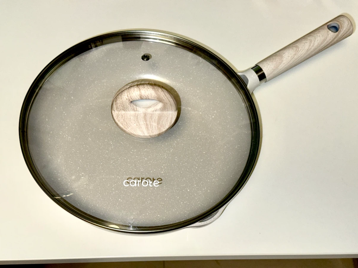 カローテ フライパン 26cm IH対応 マーブルコート 蓋付きの写真3枚目