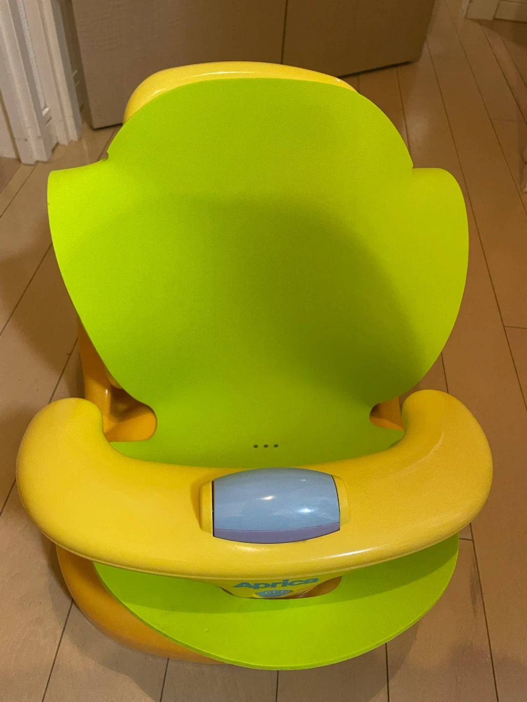 アップリカ バスチェア ソフトバスマット付の写真4枚目