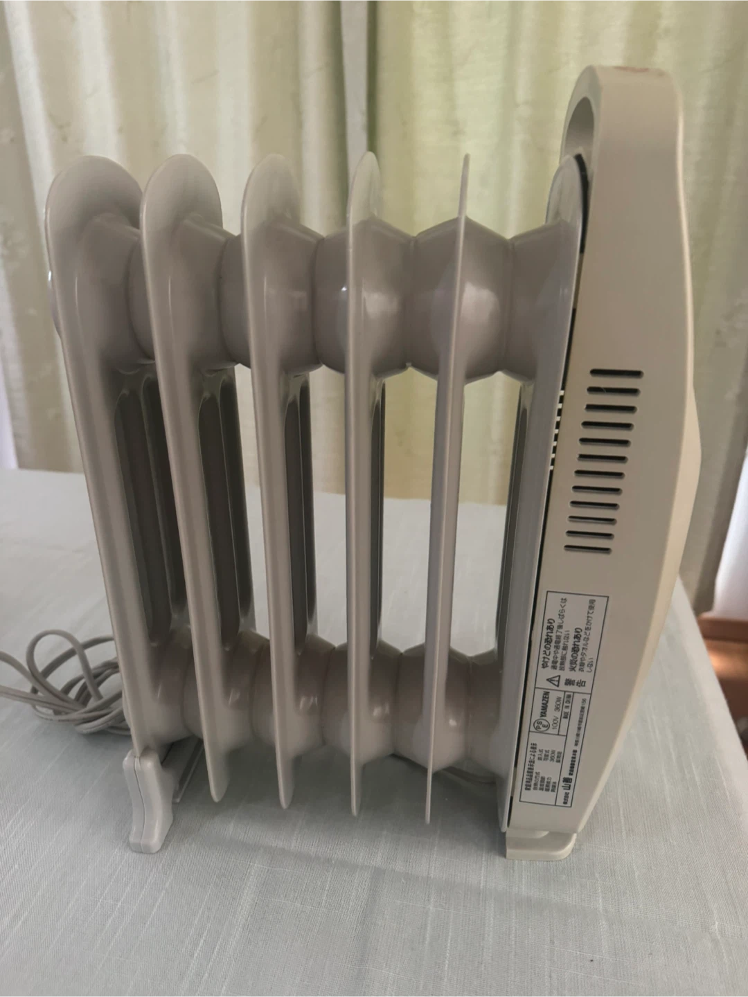 ヤマゼン ミニオイルヒーター MH-360の写真3枚目