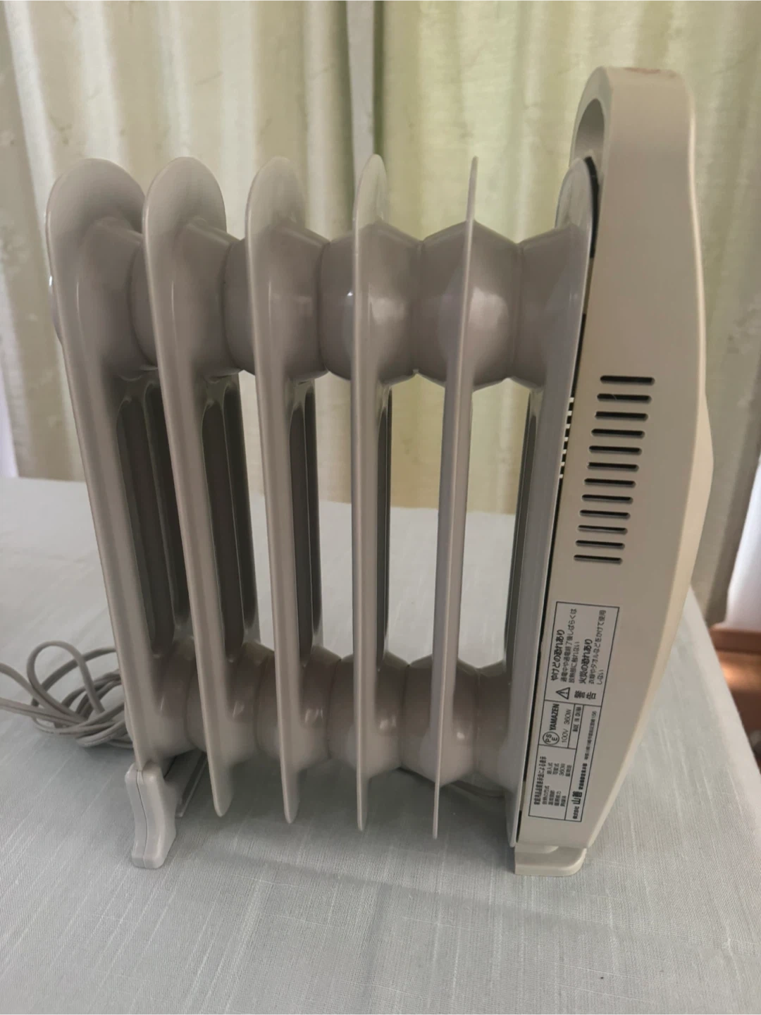 ヤマゼン ミニオイルヒーター MH-360の写真3枚目
