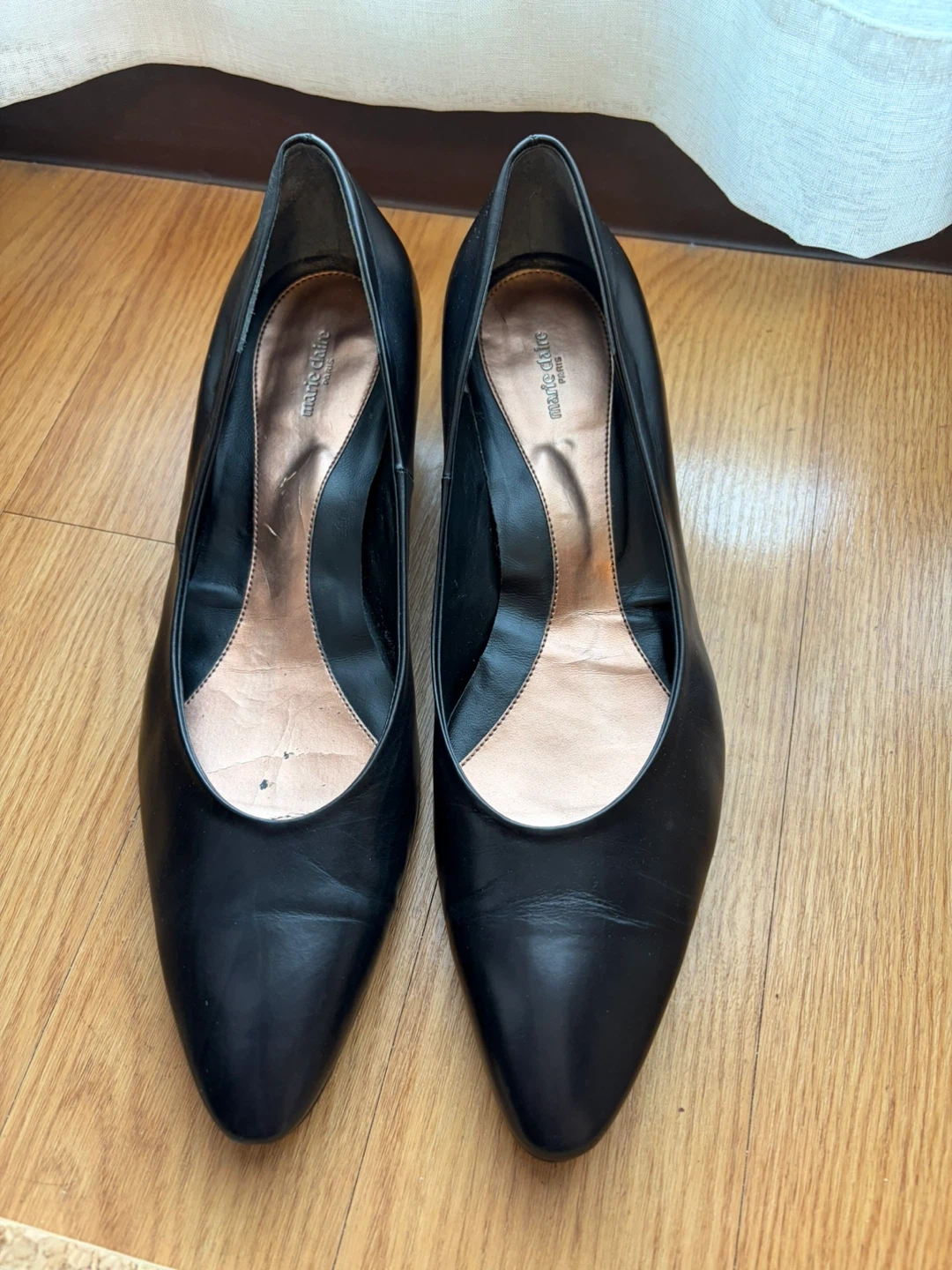 マリークレール パンプス 黒 26センチ