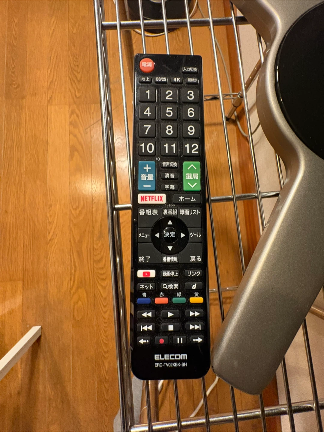 シャープ アクオス 32型 液晶テレビ LC-32DX1の写真3枚目