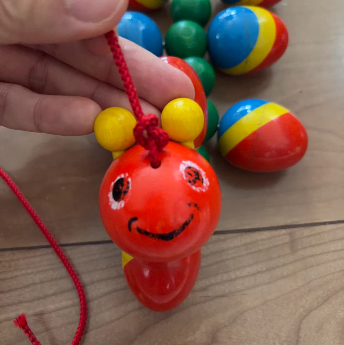 NIC社　walter ムカデ　ドイツの木製おもちゃの写真2枚目