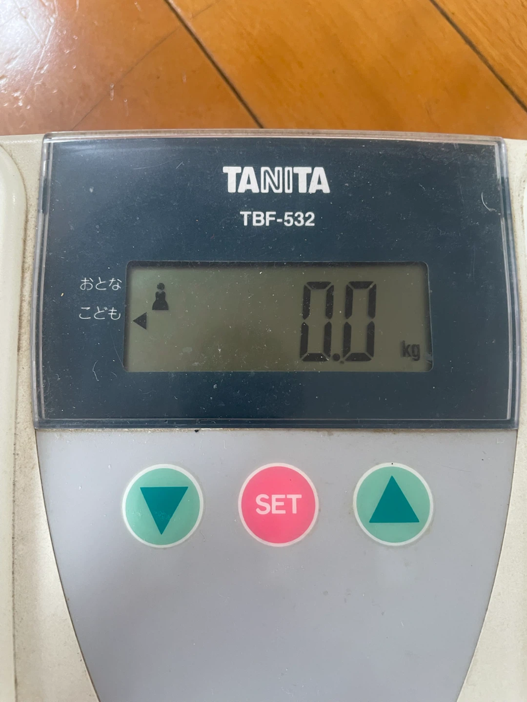 【譲ります】タニタ　体重計の写真2枚目
