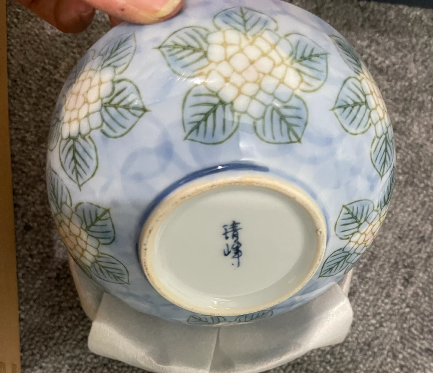 有田焼 清峰作 小鉢 箸置付セット あじさいの写真3枚目