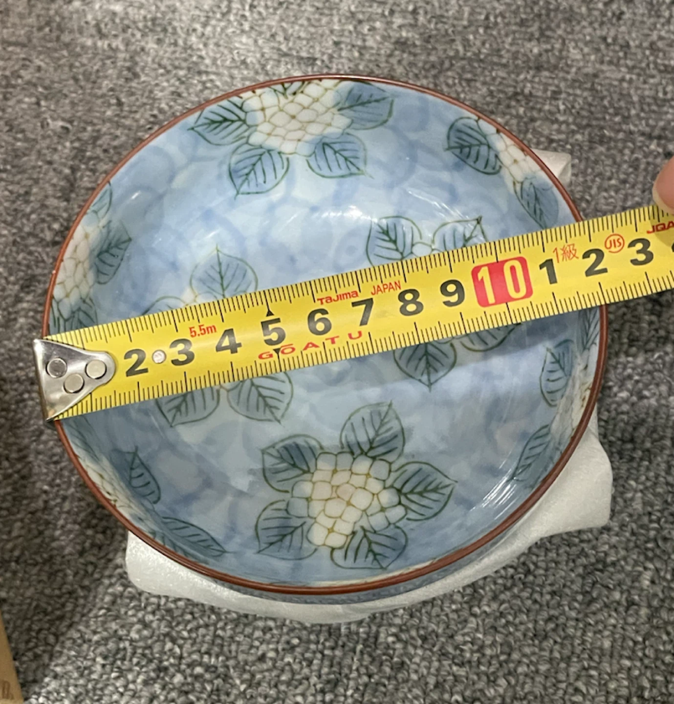 有田焼 清峰作 小鉢 箸置付セット あじさいの写真5枚目