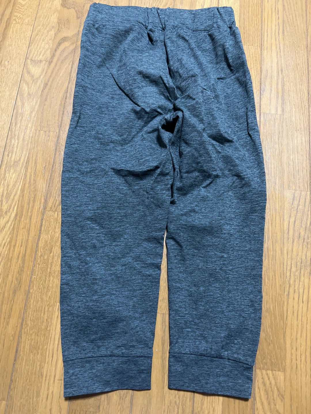 ユニクロ キッズ パンツ 110cm グレーの写真2枚目