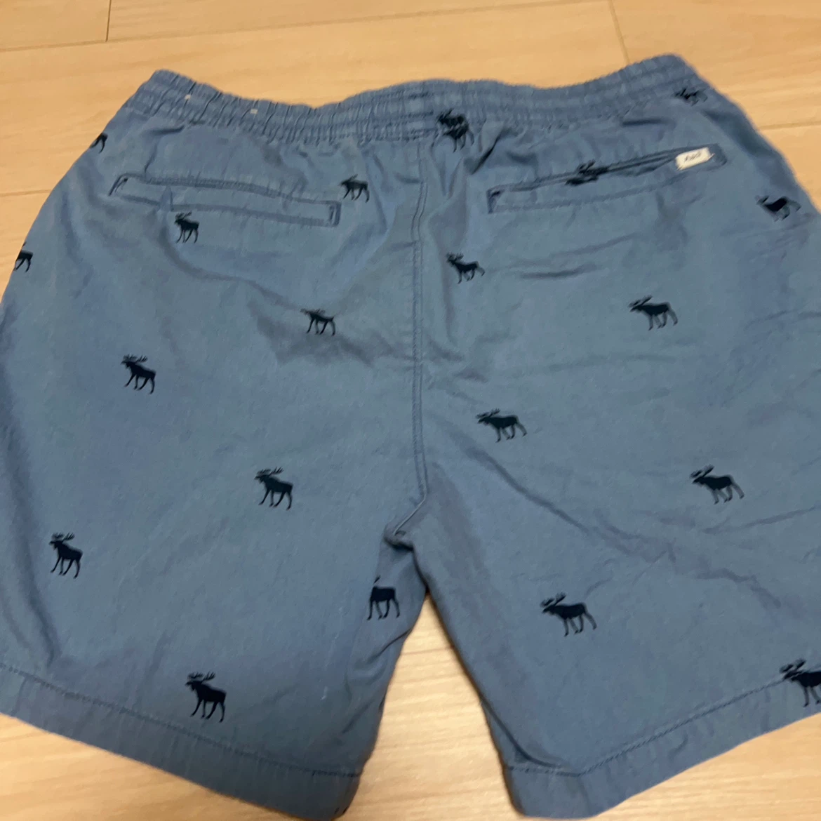 アバクロンビー&フィッチ ショートパンツ ブルー Mの写真3枚目