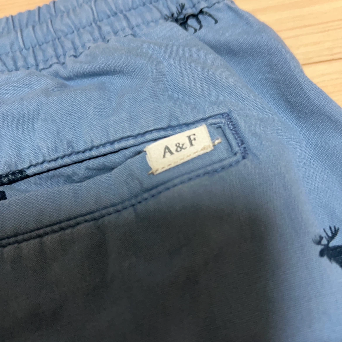 アバクロンビー&フィッチ ショートパンツ ブルー Mの写真4枚目