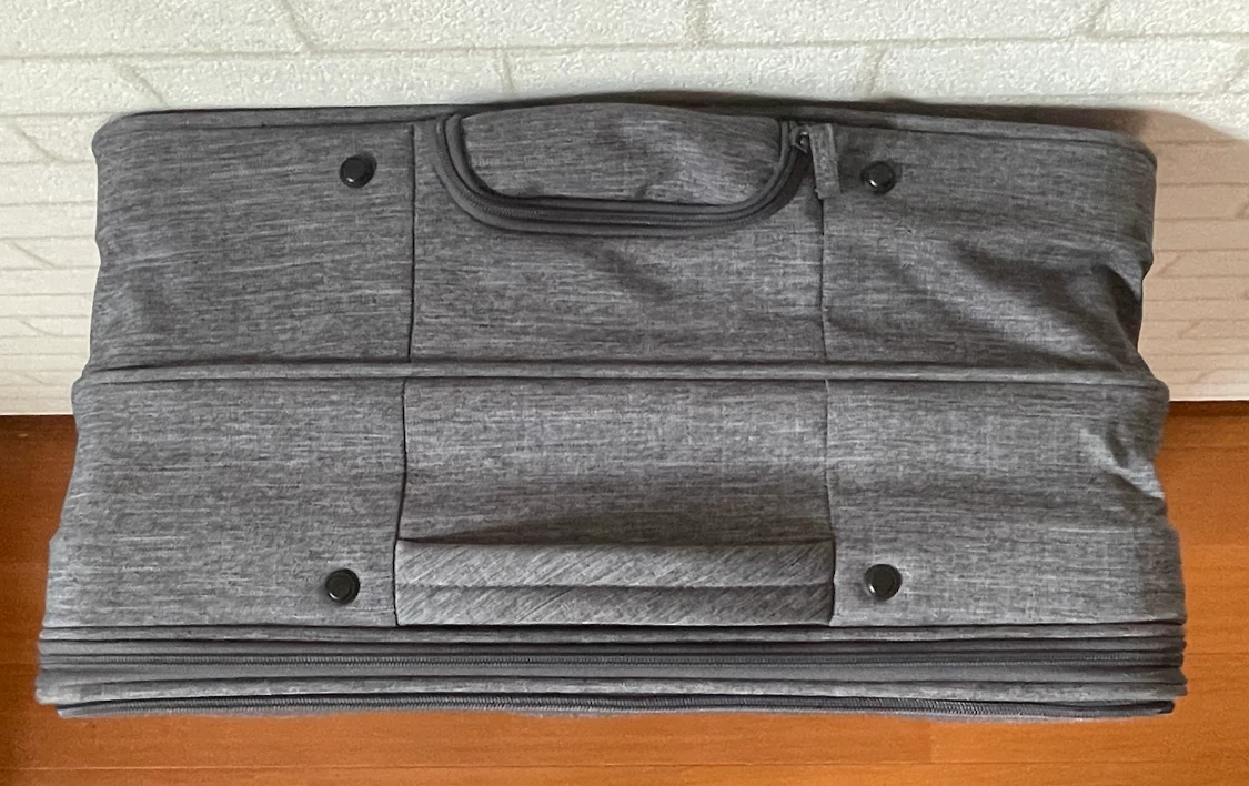 無印良品 MUJI 半分の厚みで収納できるソフトキャリーケース XL 81Lの写真2枚目