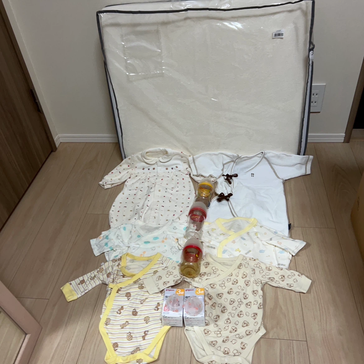 ベビー服・哺乳瓶まとめ売り セット
