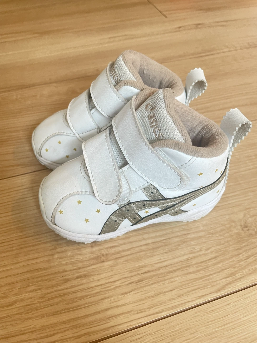 アシックス ベビーシューズ 13cm 星柄 ホワイトの写真3枚目