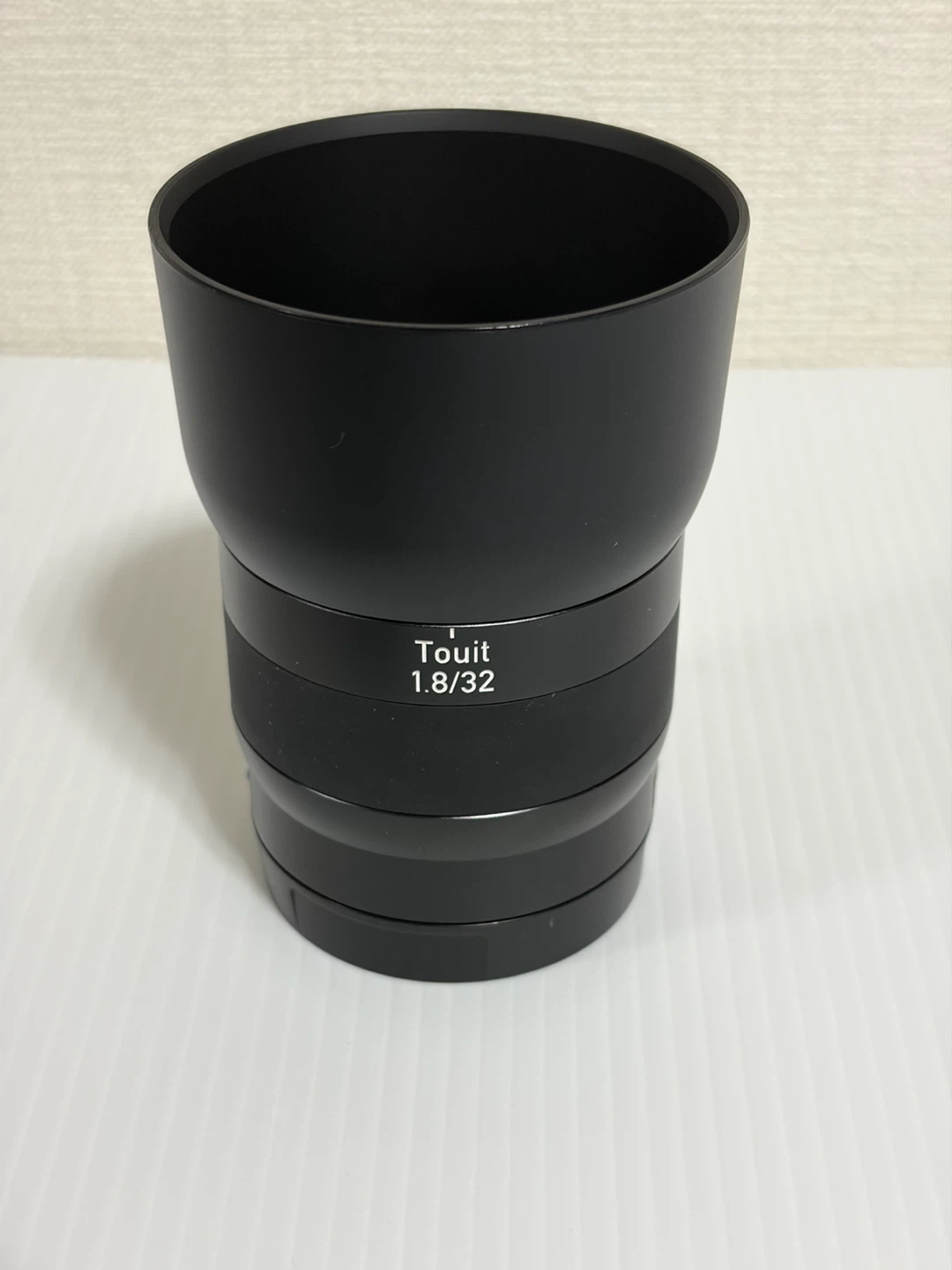 ツァイス Touit 1.8/32 単焦点レンズの写真2枚目