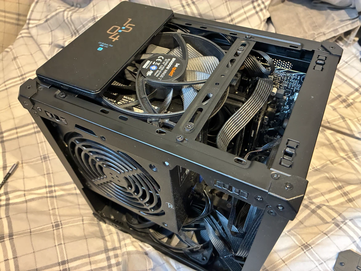 9/20まで　自作ゲーミングPC ベアボーンキットの写真2枚目