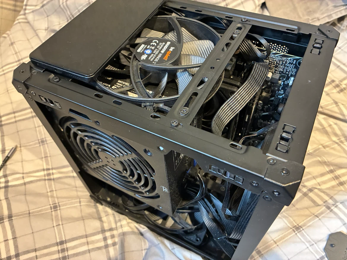 9/20まで　自作ゲーミングPC ベアボーンキットの写真4枚目