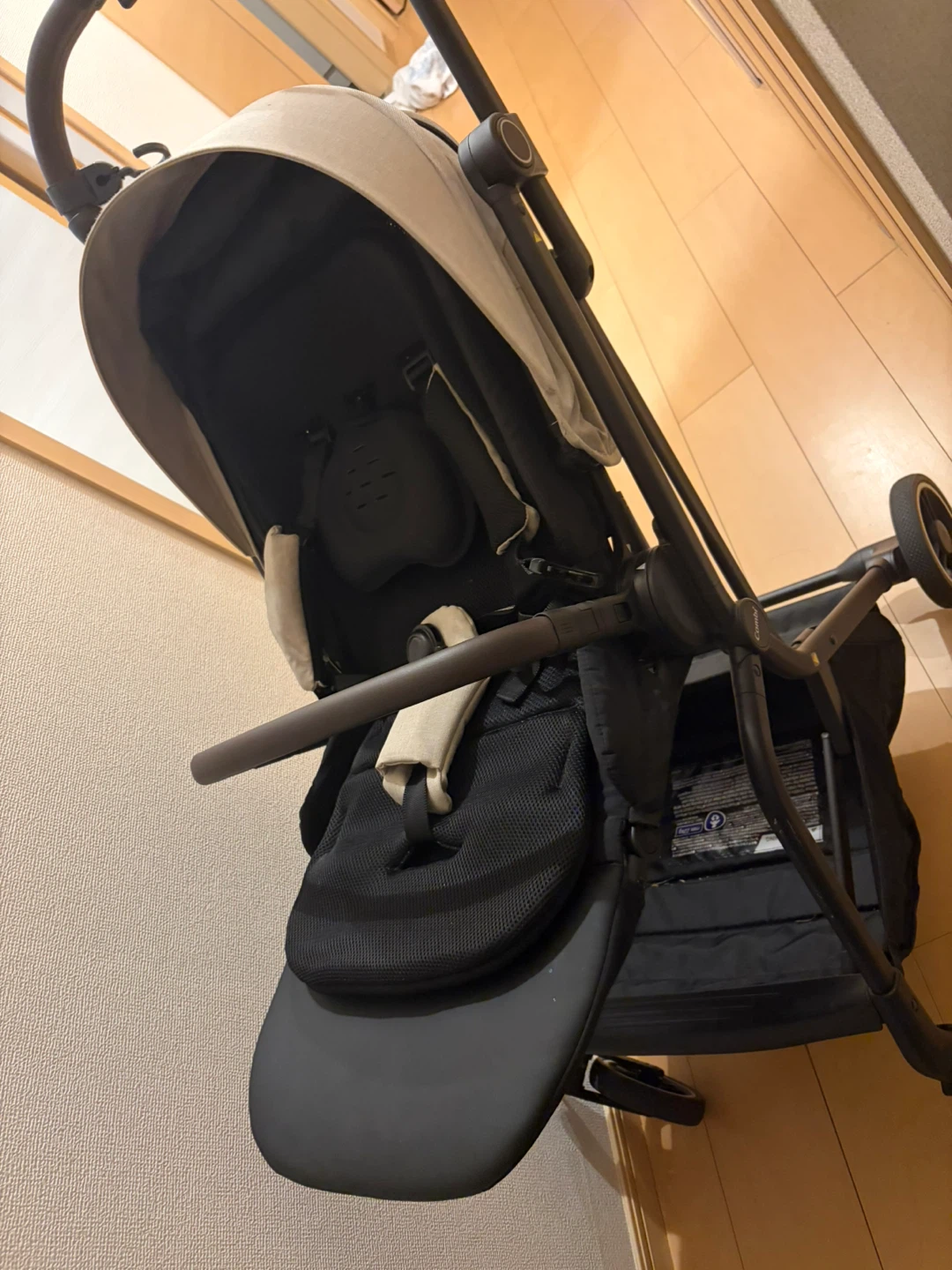 コンビ ベビーカー  auto N first BNの写真2枚目