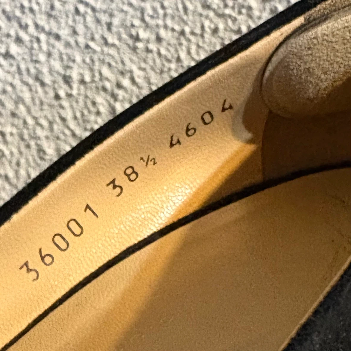 Giuseppe Zanotti スエード パンプス 38 1/2の写真4枚目