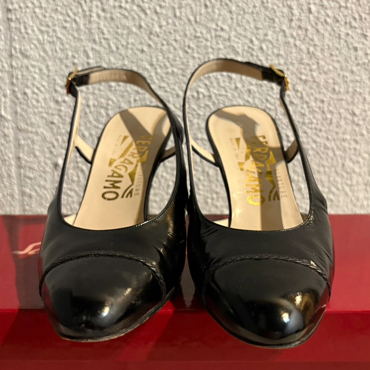 Salvatore Ferragamoバックストラップシューズ ブラック 5 Bの写真6枚目