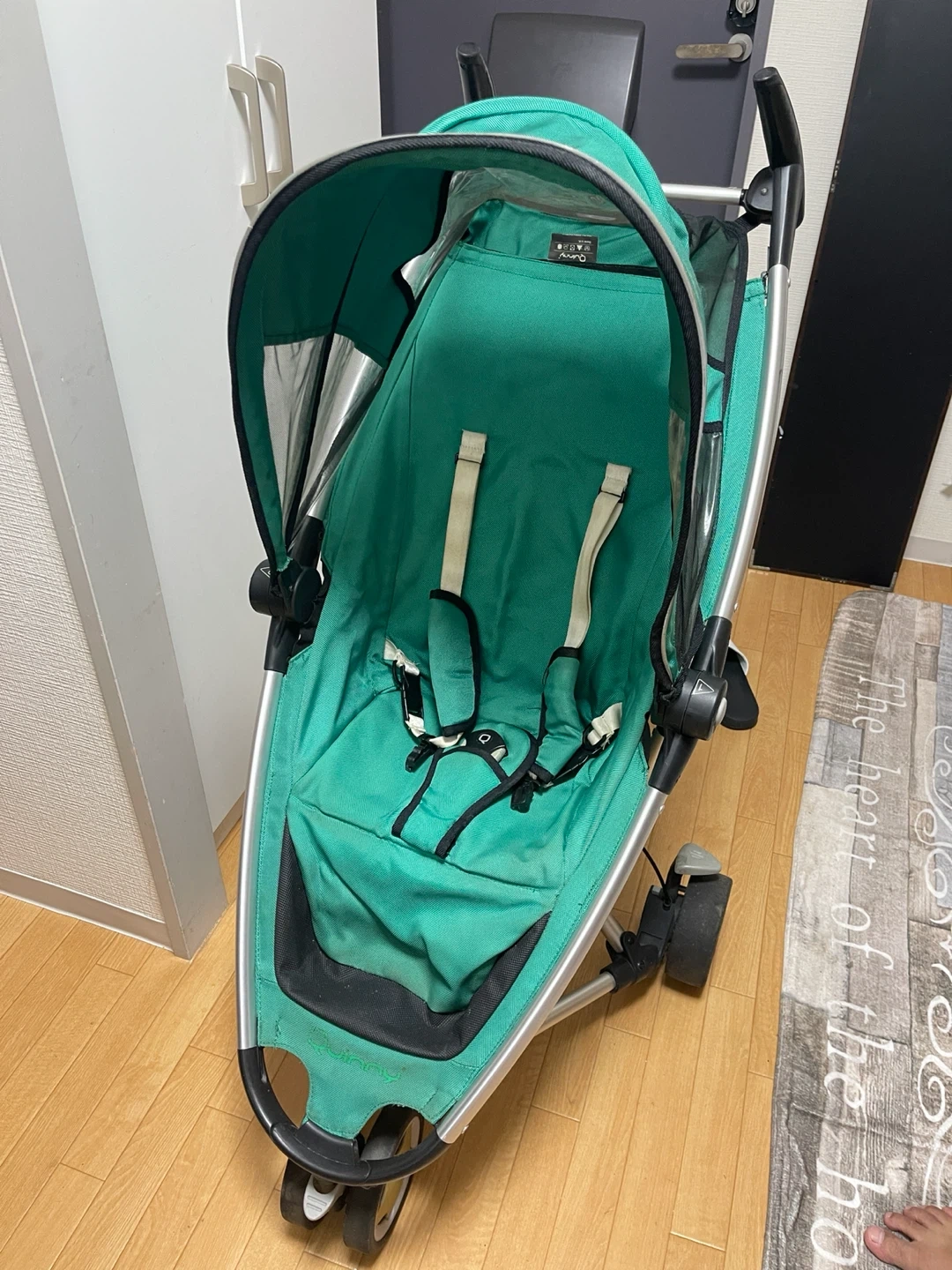 クイニー ザップ ベビーカー グリーン