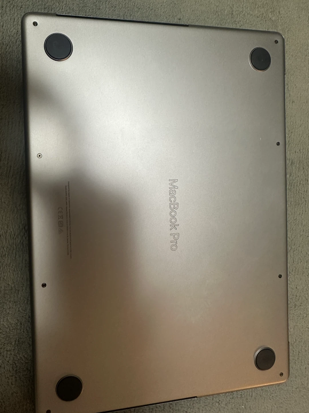 MacBook Pro 14インチ M1 Max 32GB 1TBの写真3枚目