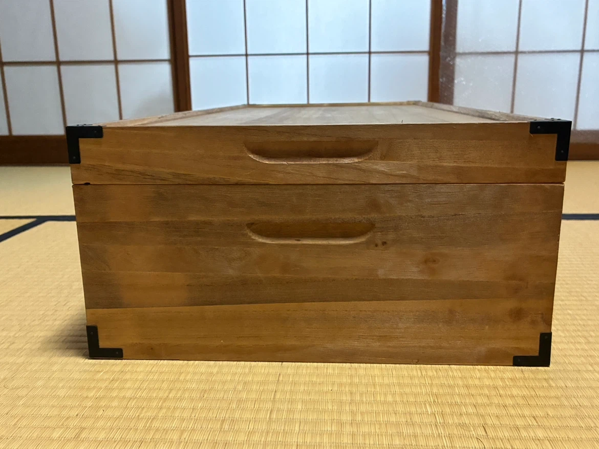 桐製 衣装ケース③ 大切な物の収納に
