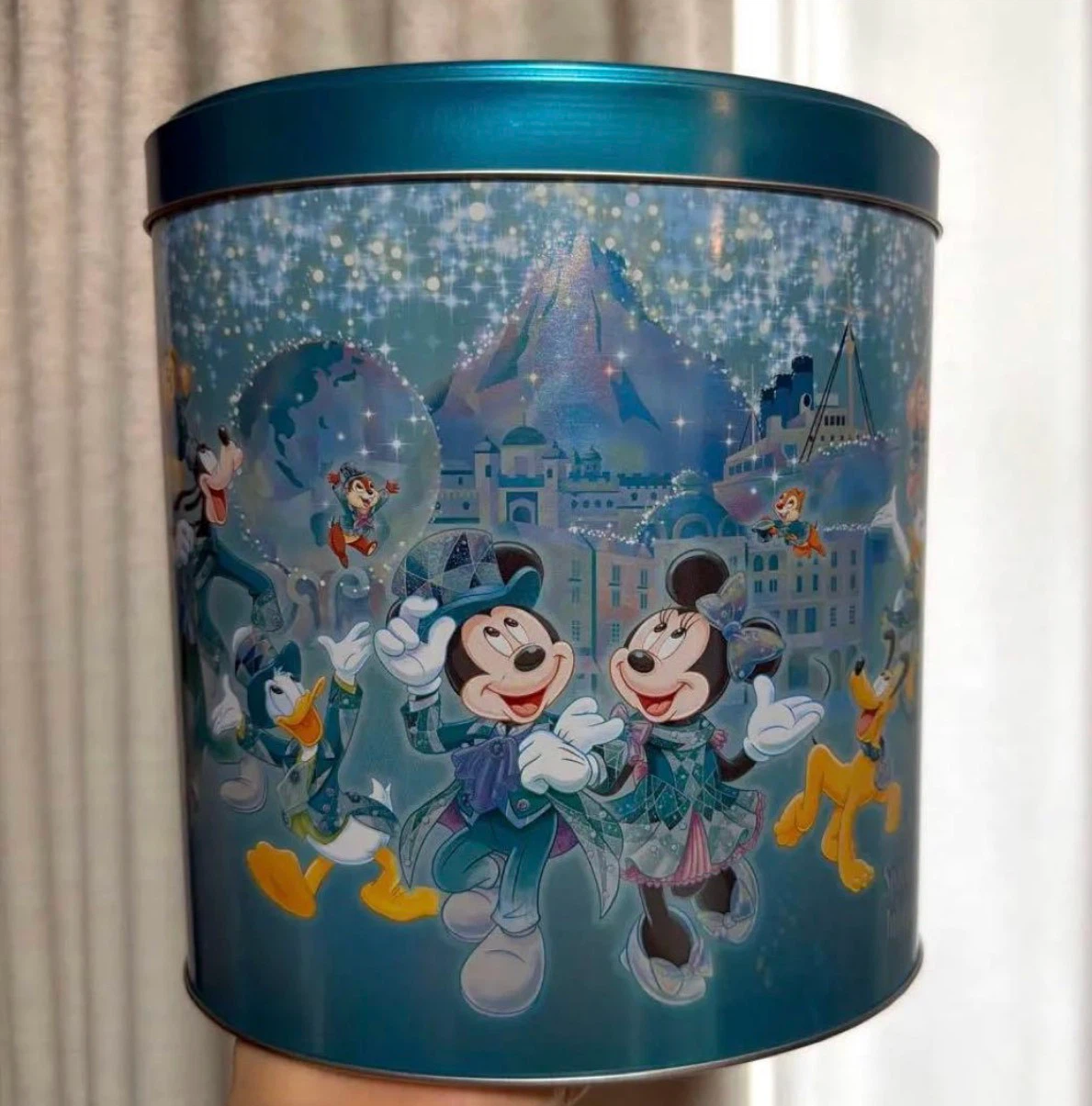 東京ディズニーシー 25周年 チョコレートクランチの写真2枚目