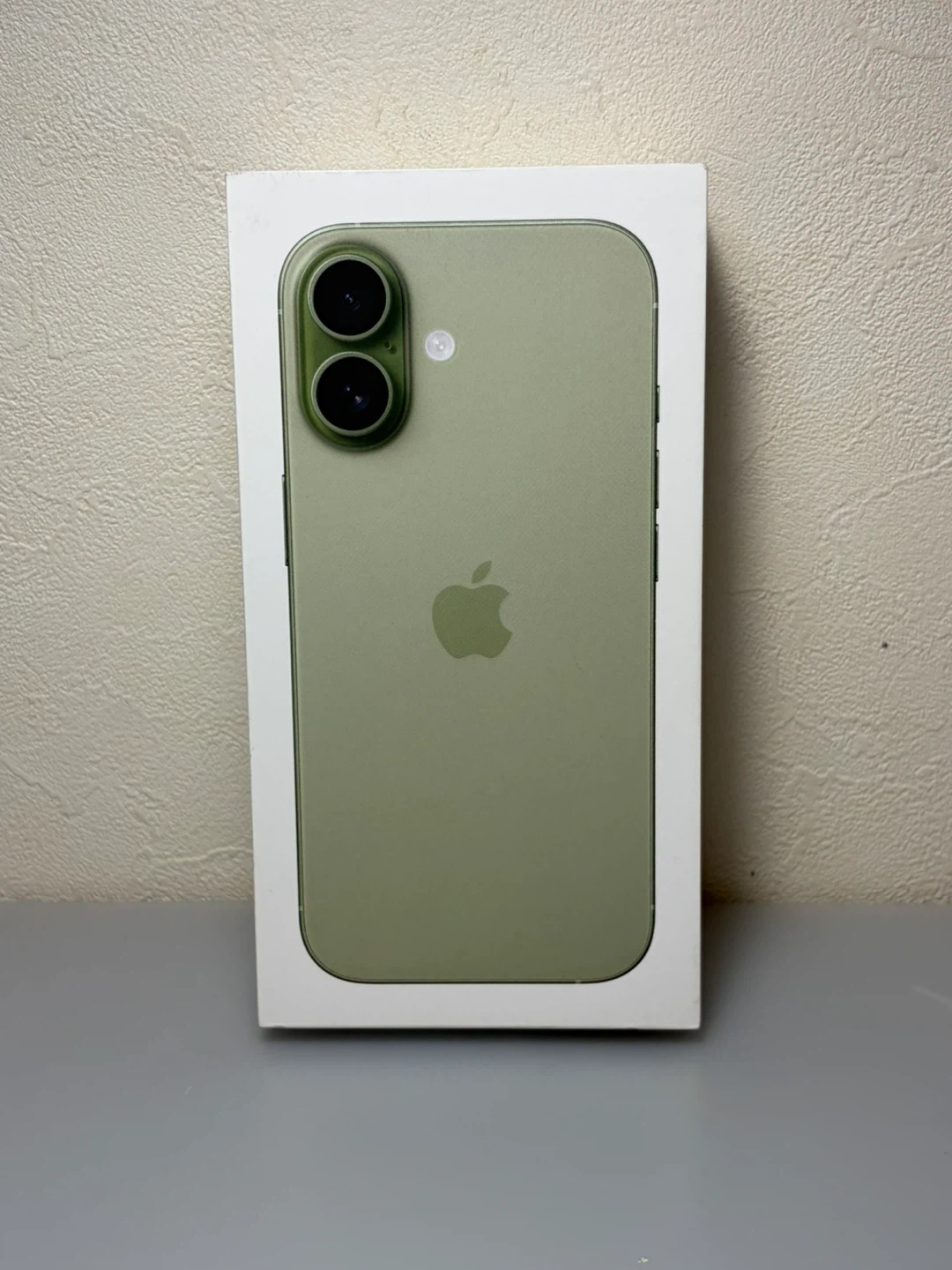 アップル iPhone17 グリーン　空箱のみ