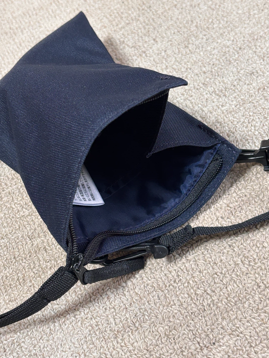 MUJI 無印良品　ミニサコッシュの写真3枚目