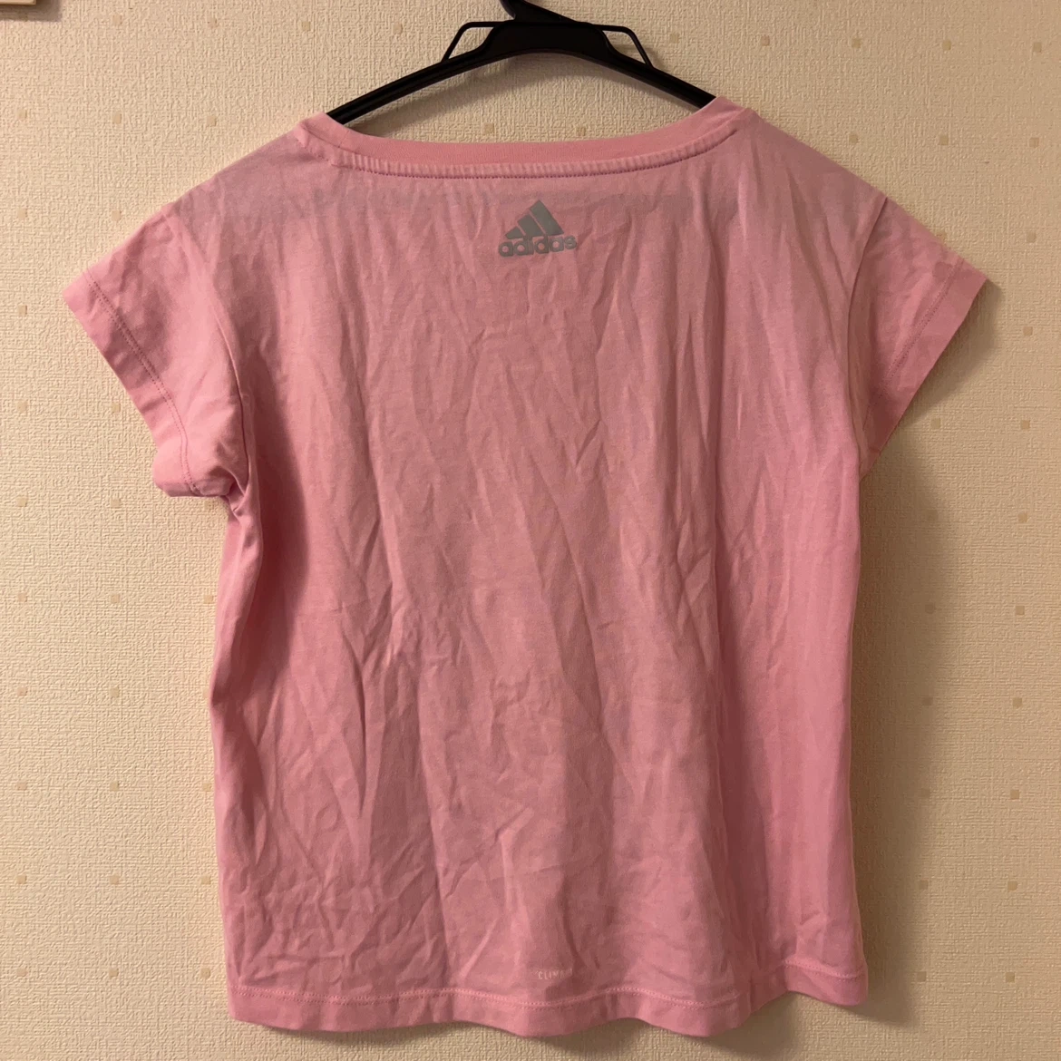 アディダス Tシャツ ピンク 140cmの写真2枚目