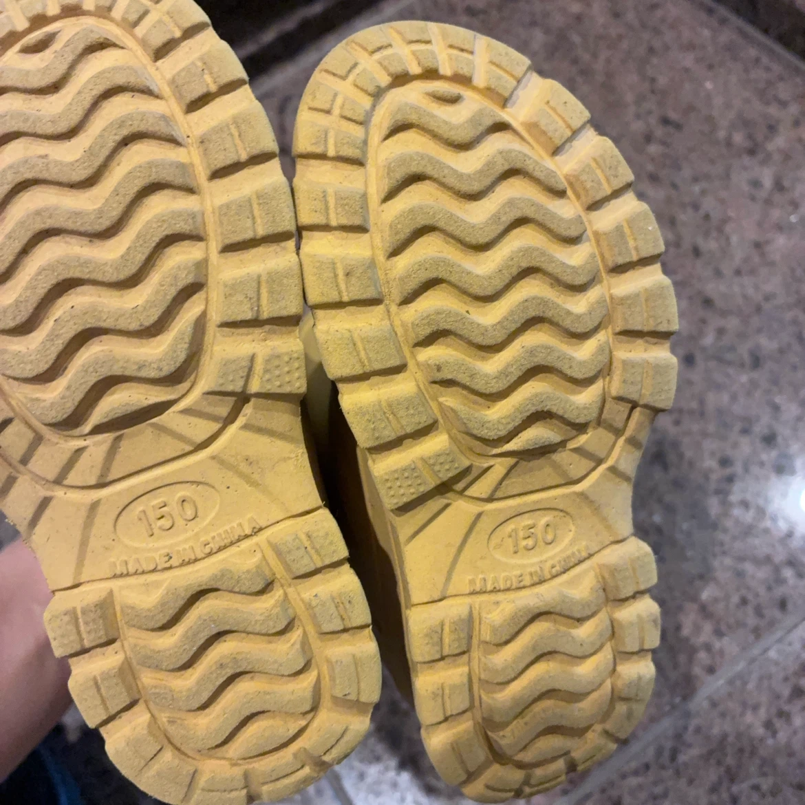 ブリーズ レインブーツ 黄色 15cmの写真2枚目