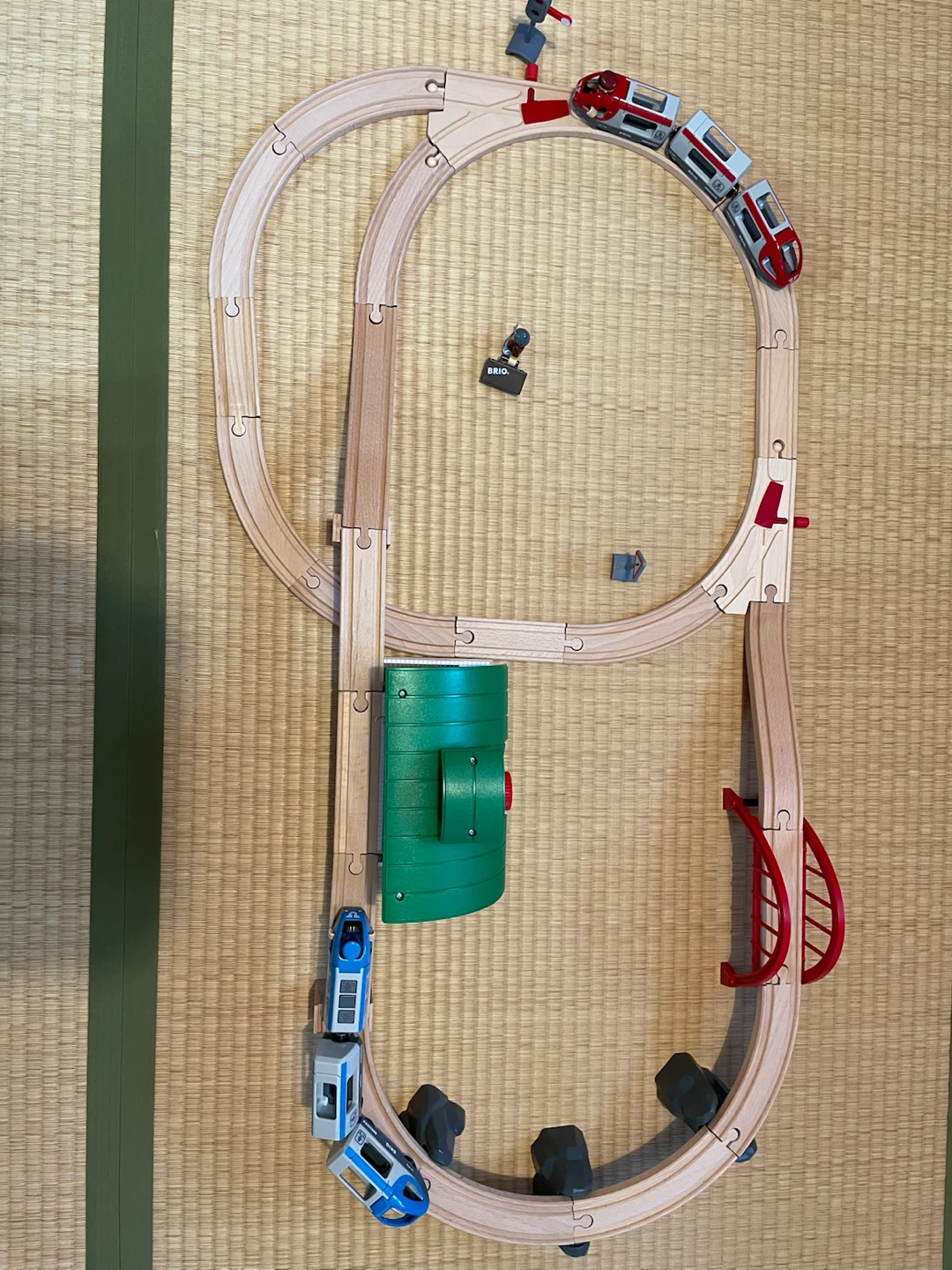 ブリオ 木製レールセット 列車 人形 駅の写真5枚目