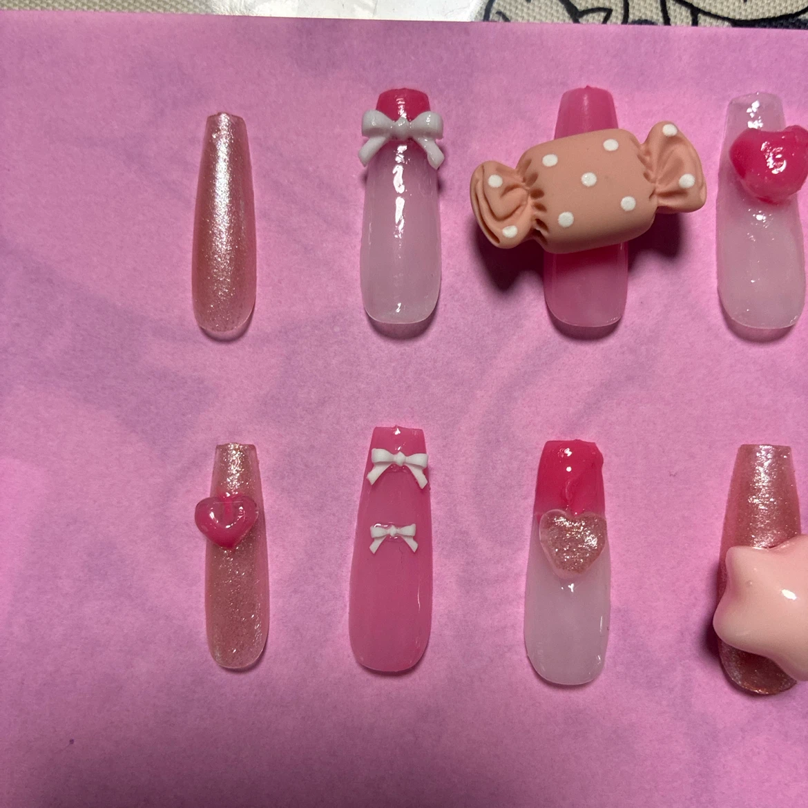ピンク系 ガーリーネイルチップセットの写真3枚目