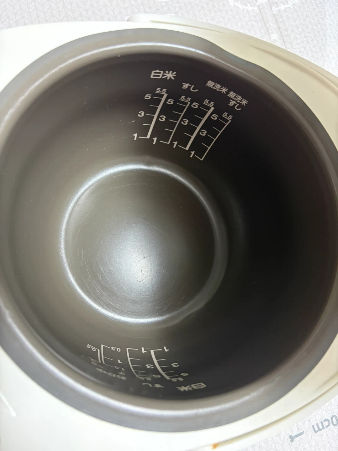 炊飯器の写真2枚目