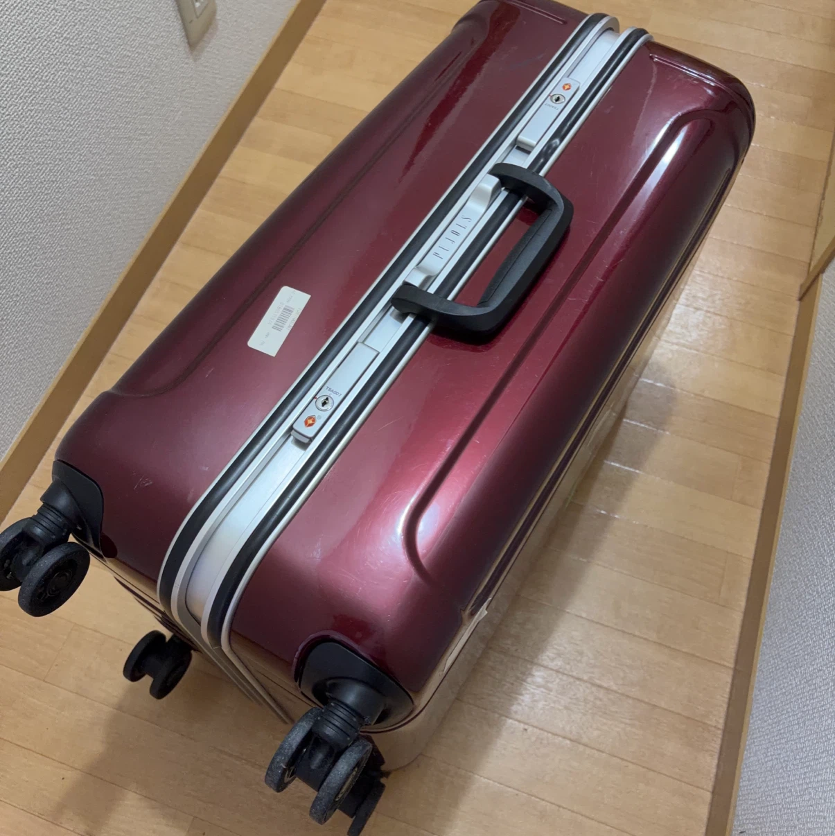 ACE（ピジョール）中型スーツケース ワインレッド TSAロック付きの写真3枚目