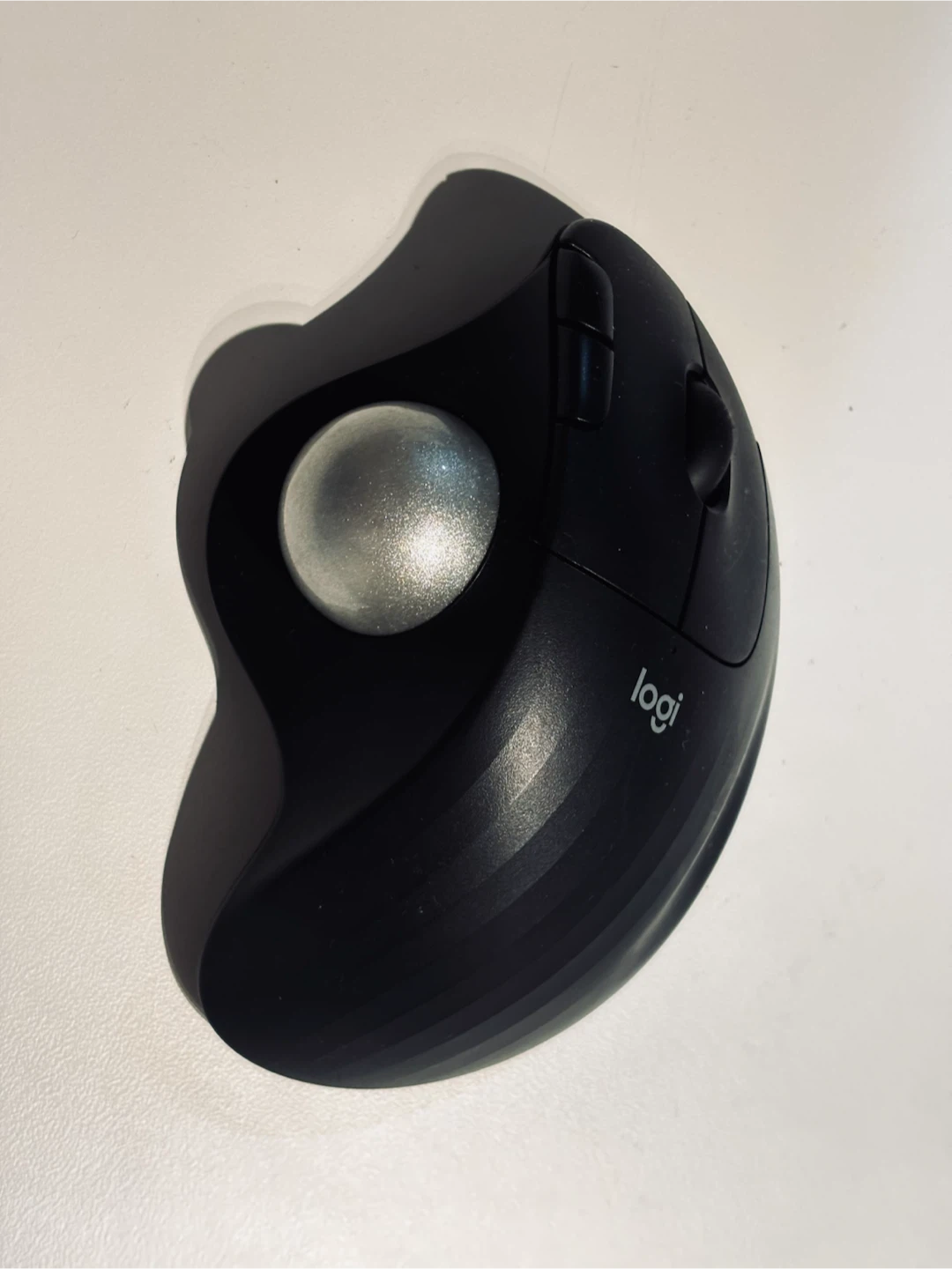 Logicool MX ERGO S ワイヤレス トラックボールの写真2枚目
