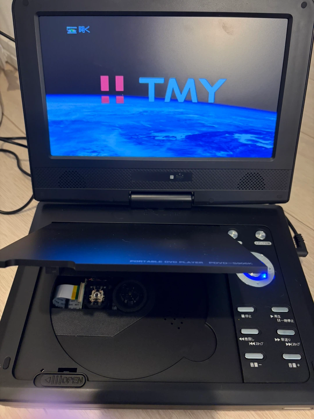 TMY ポータブルDVDプレーヤー PDVD-S906Kの写真2枚目