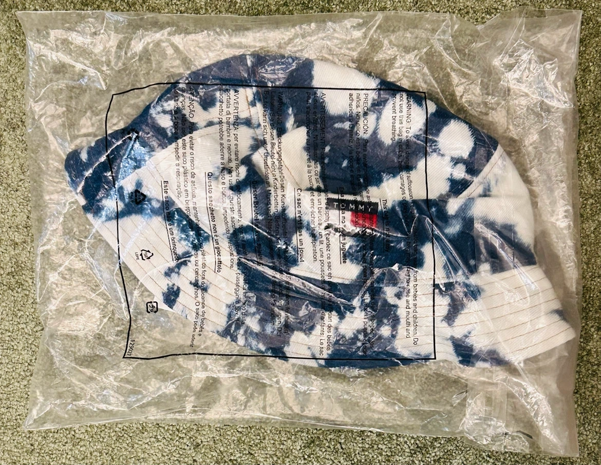 【新品未使用】 TOMMY HILFIGER ディストレストバケットハットの写真5枚目