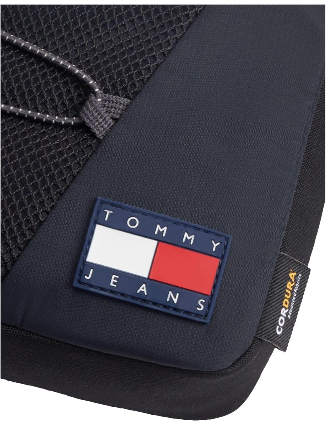 【新品未使用】 TOMMY HILFIGER アウトドアショルダーバッグの写真5枚目