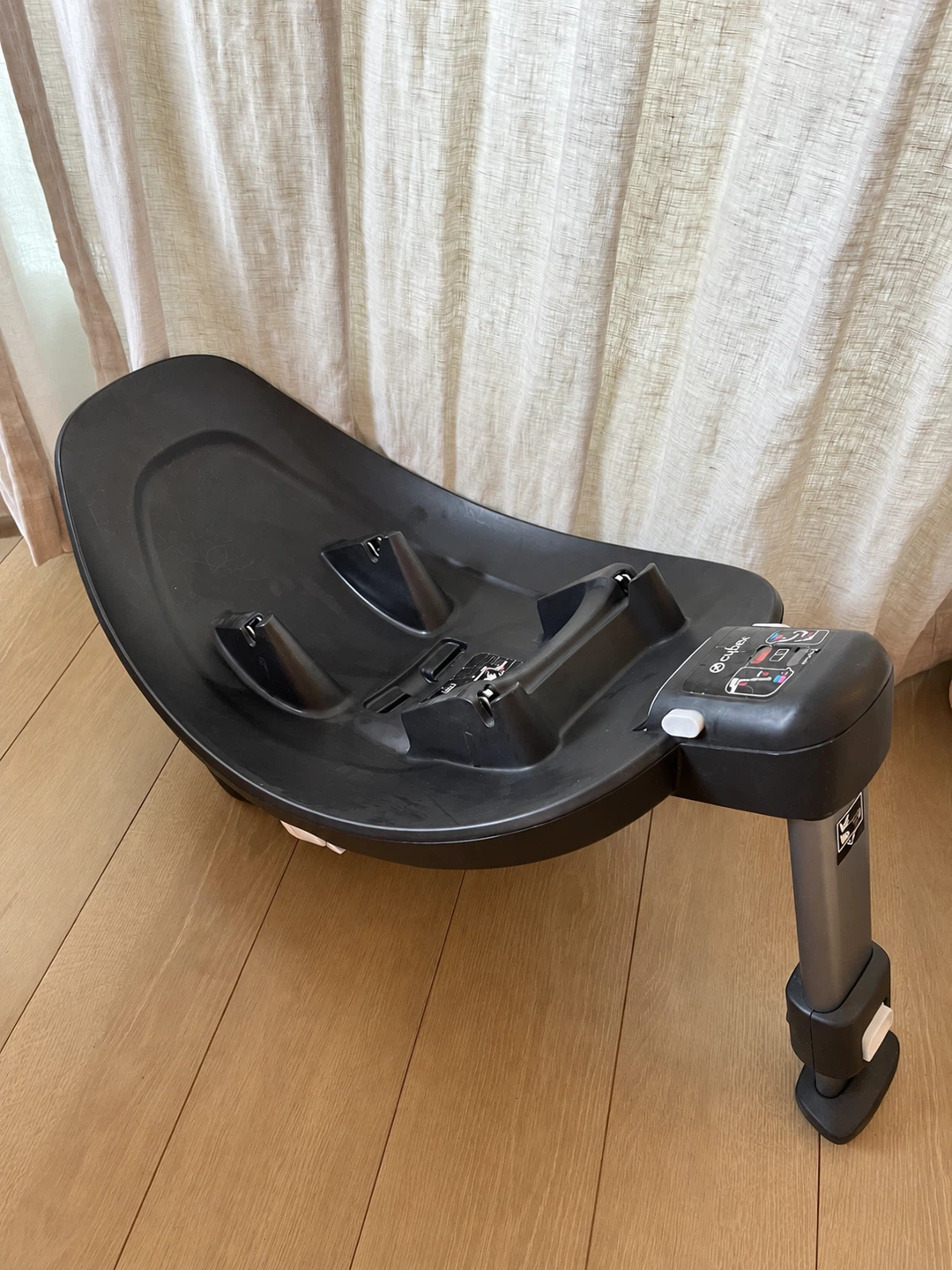 【美品/半年使用】CYBEX エイトンM＋Base M 2点セット／ISOFIX 新生児の写真2枚目