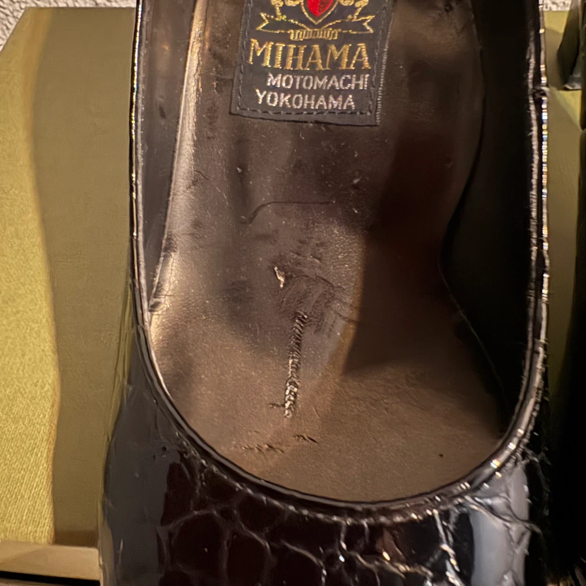 MIHAMA ミハマ パンプス ブラック クロコ型押しの写真4枚目