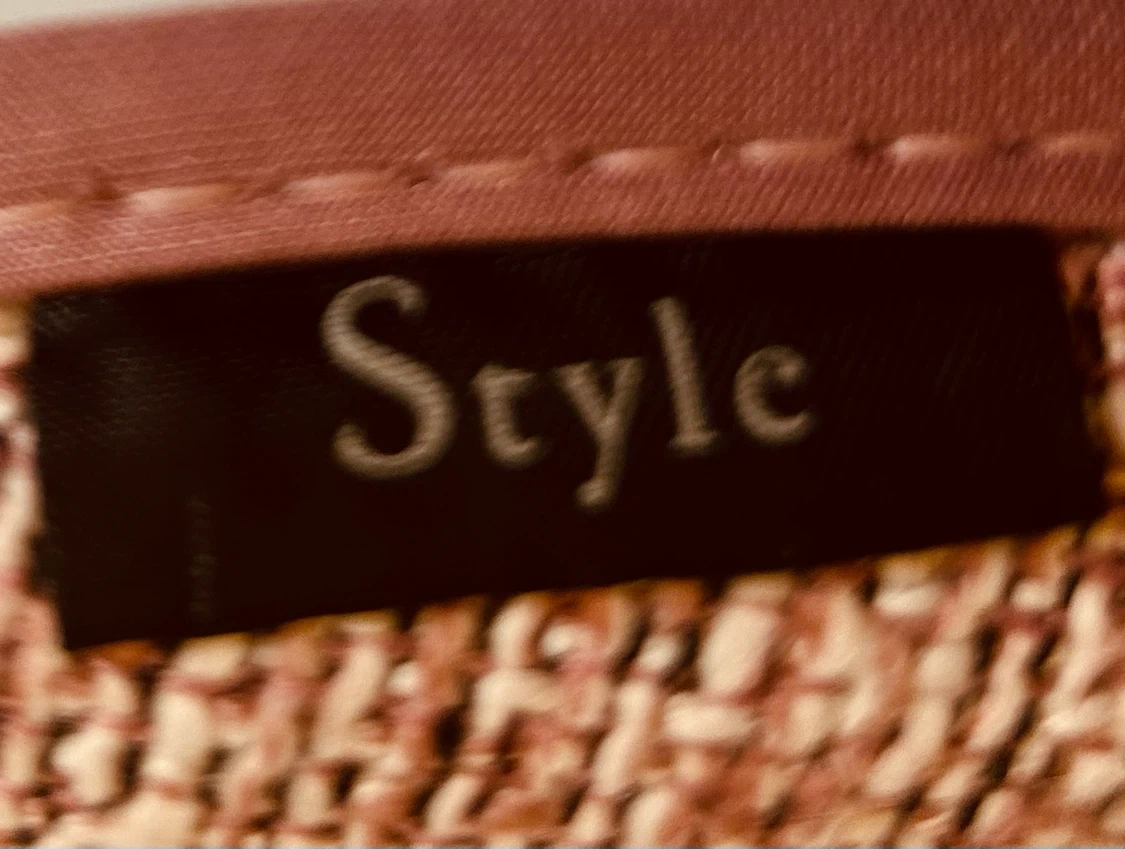 骨盤サポートチェアStyle ボディメイクシート スタイル&おまけの東急オアシス スリムチェアの写真2枚目