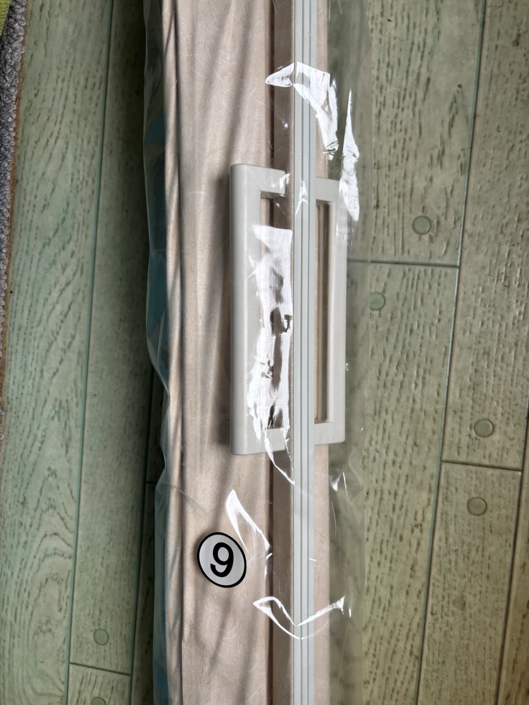 トーソー アコーデオンドア 100×226cm ケイソウの写真3枚目