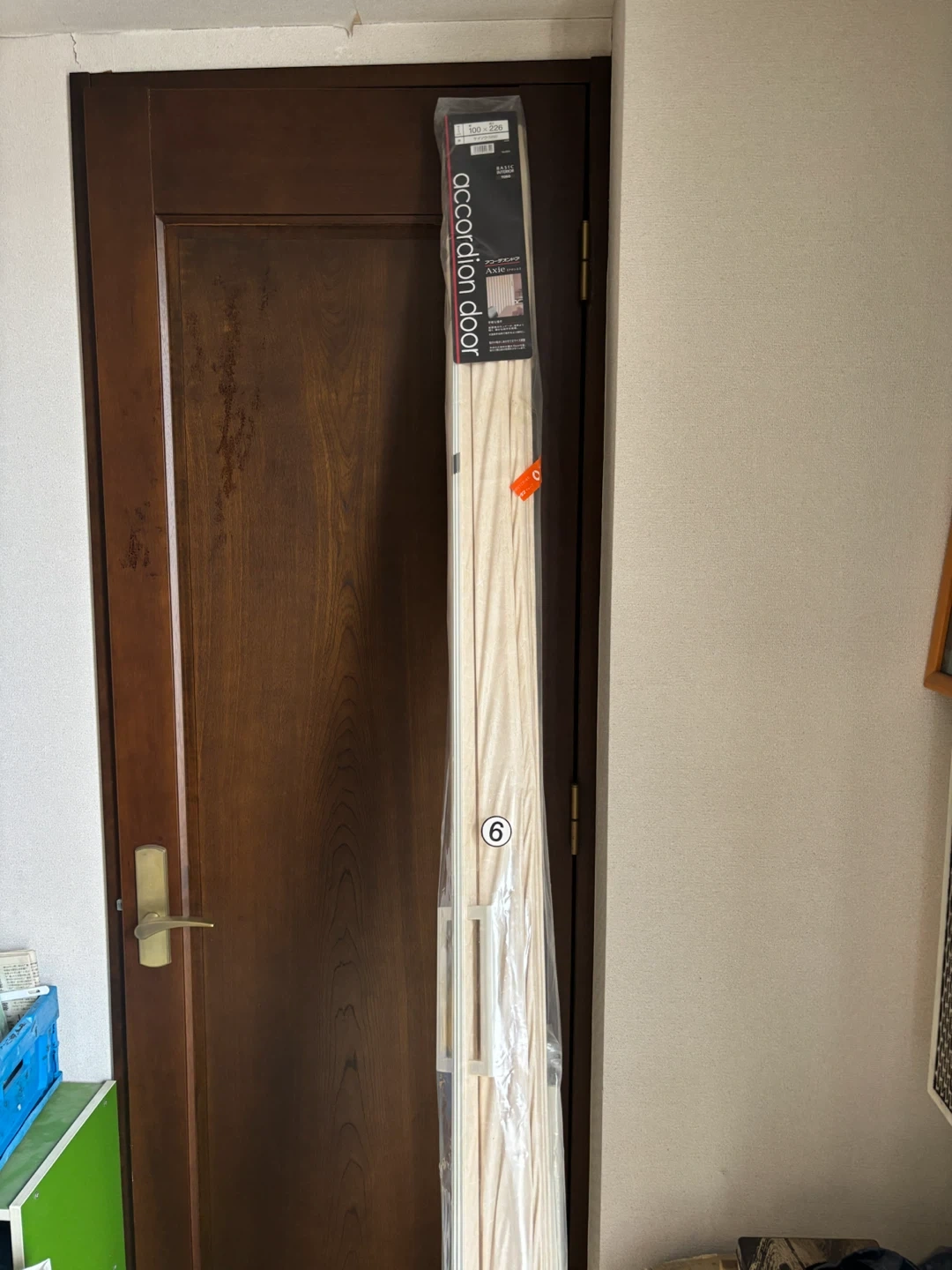 トーソー アコーデオンドア 100×226cm ケイソウの写真4枚目