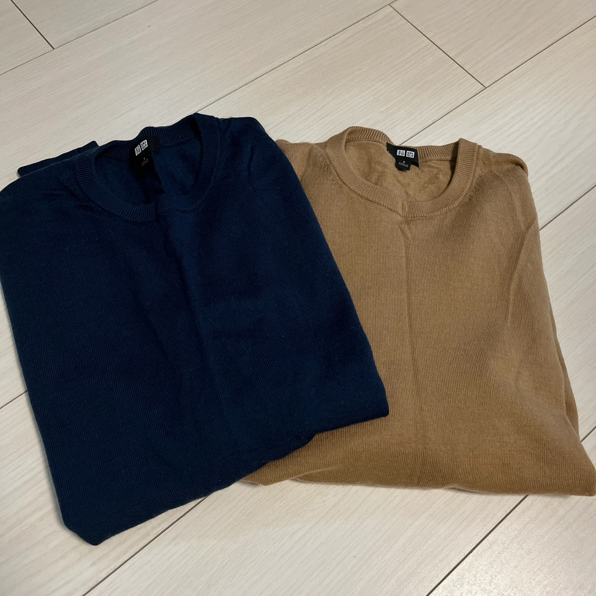 ユニクロ　ニット　メンズ　薄手　セーター　UNIQLO