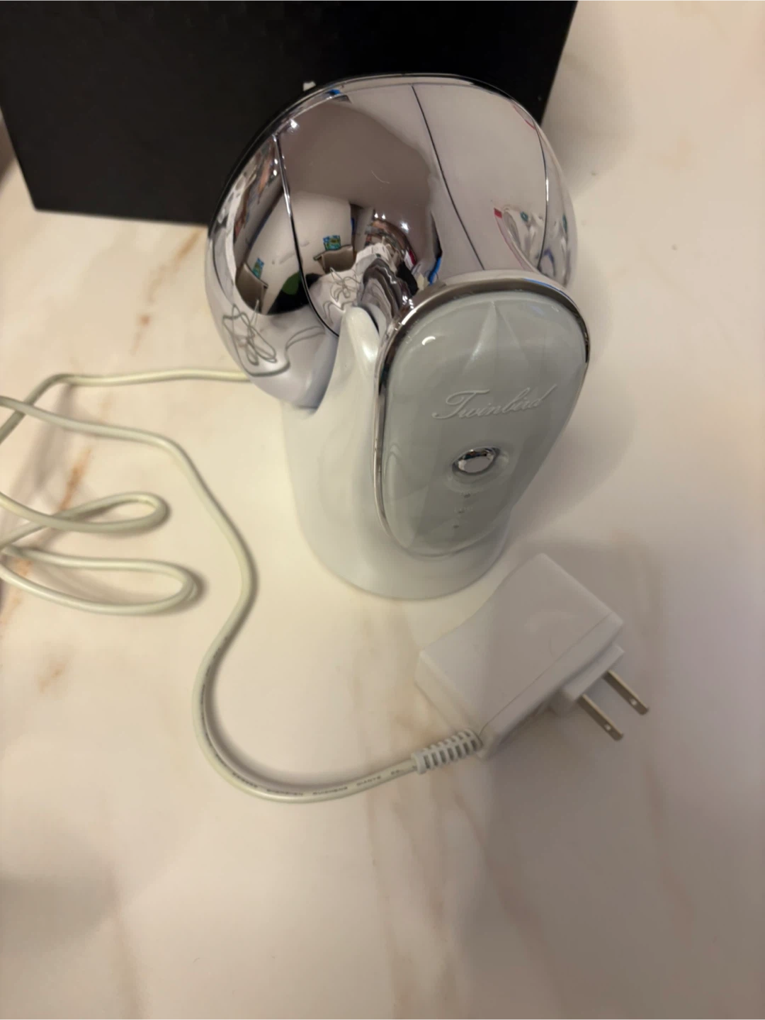 ツインバード 防水ヘッドケア機 TB-G001JP